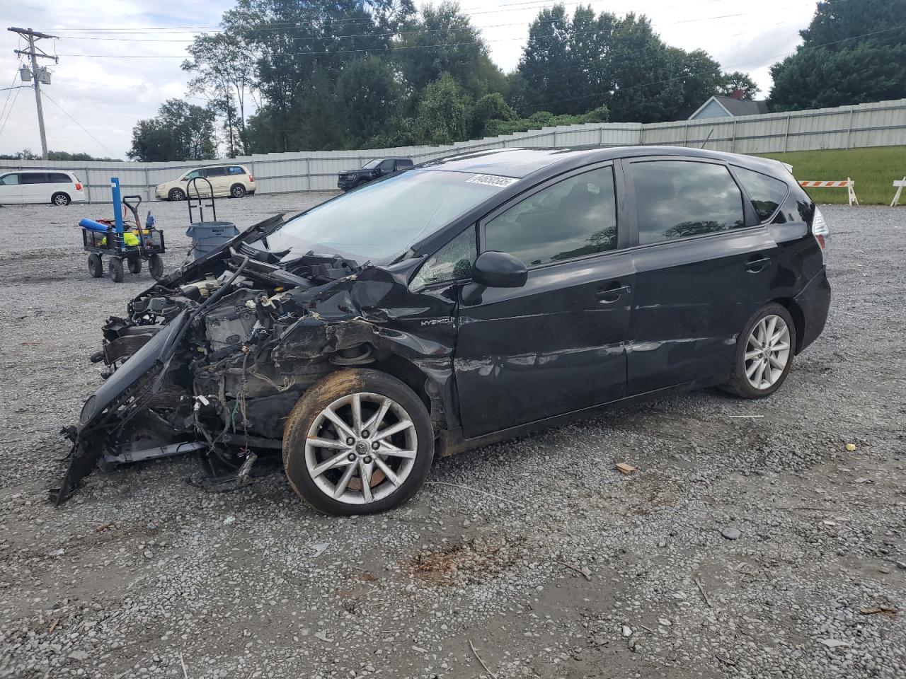  Salvage Toyota Prius