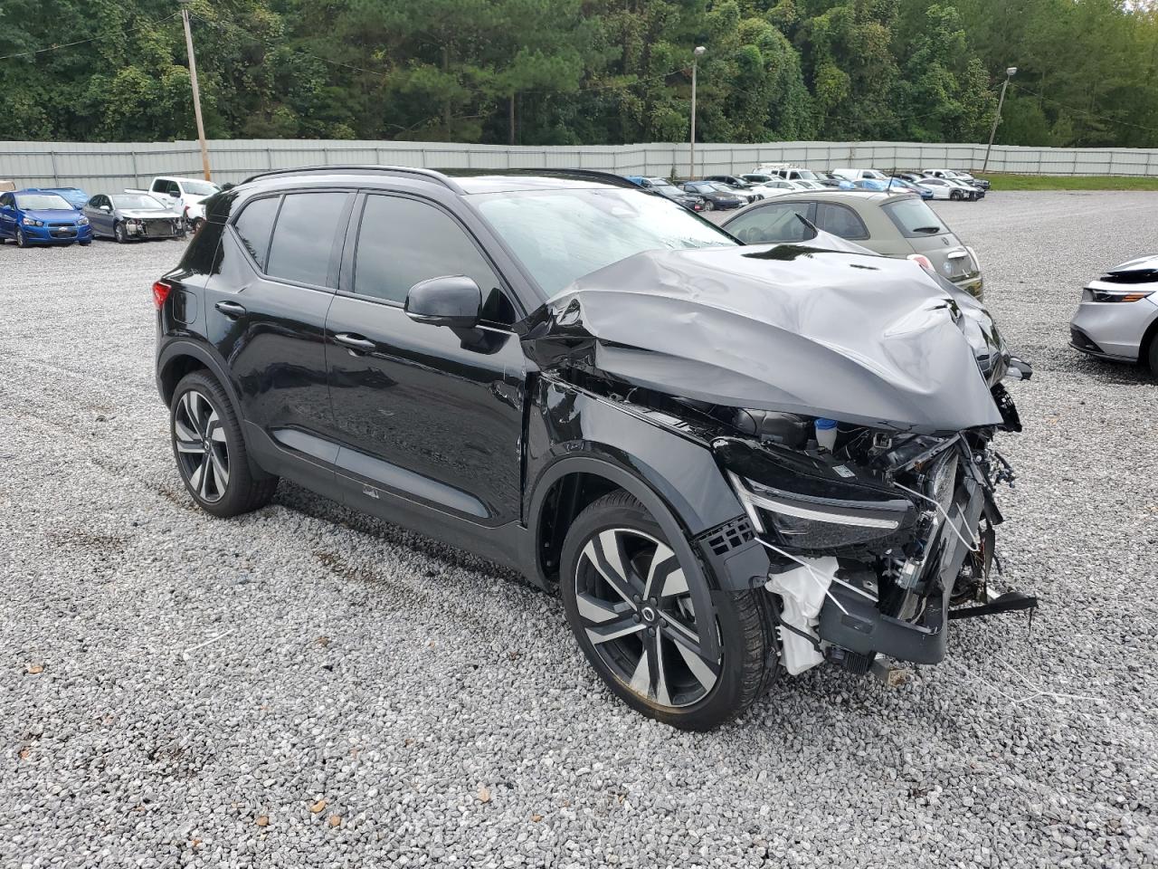 VOLVO XC40 ULTRA