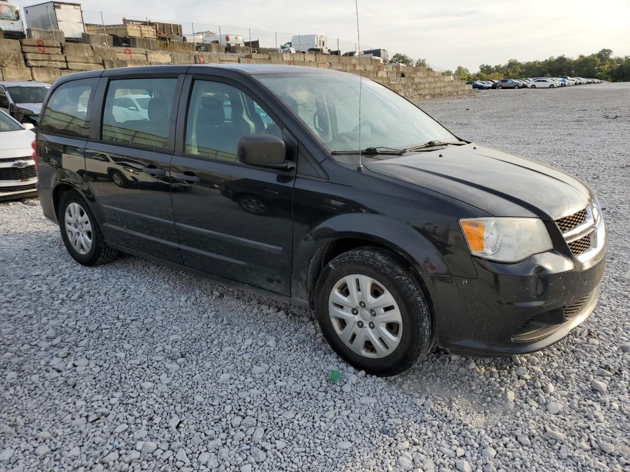 Lot #3315968098 2013 DODGE GRAND CARA