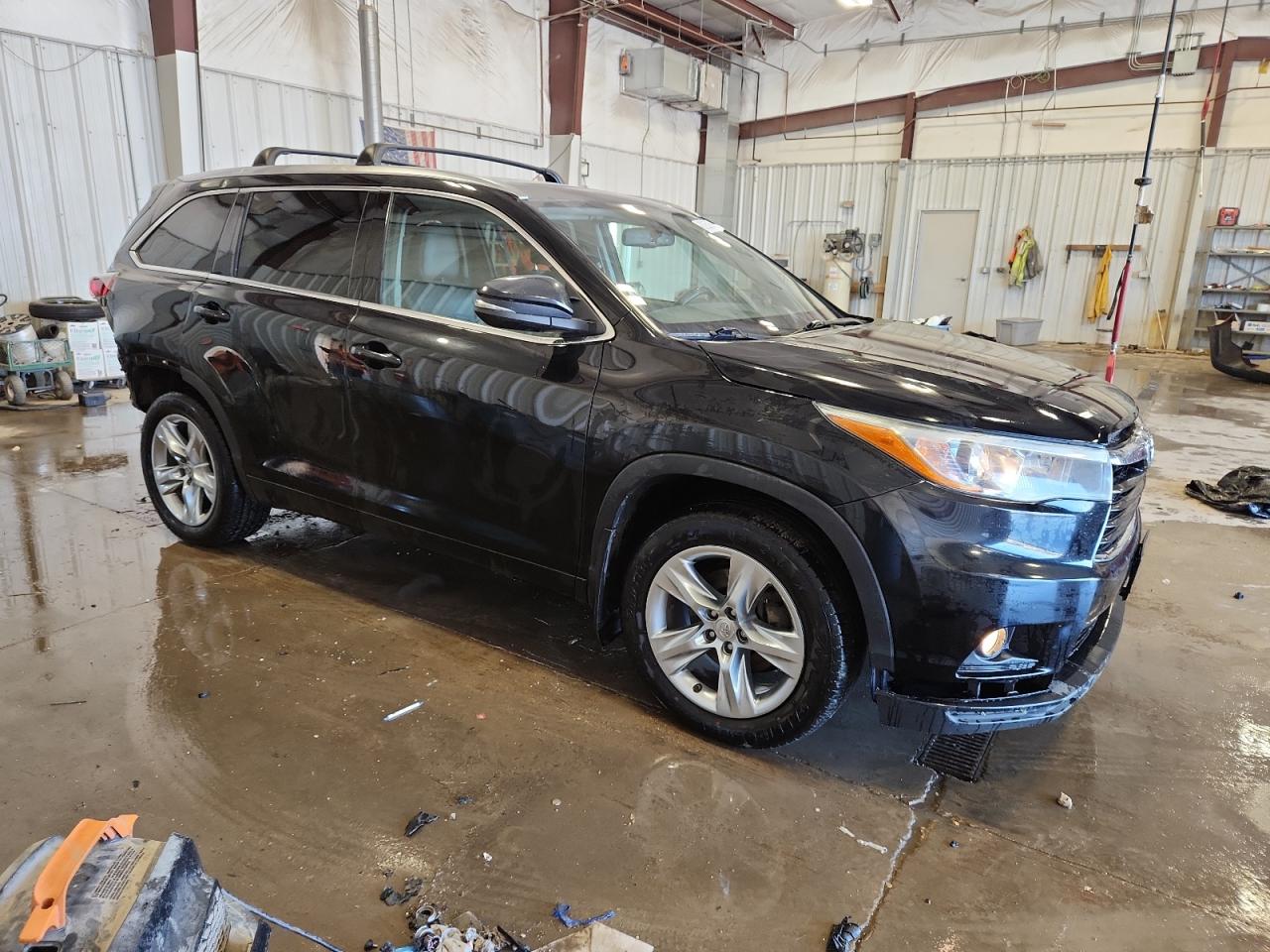 TOYOTA HIGHLANDER LIMITED