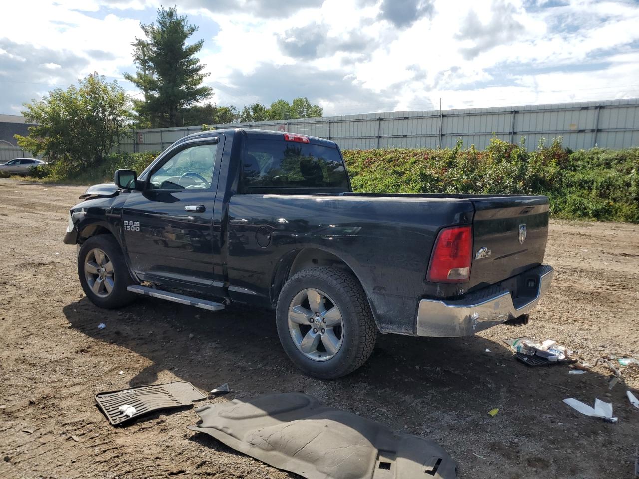 RAM 1500 SLT
