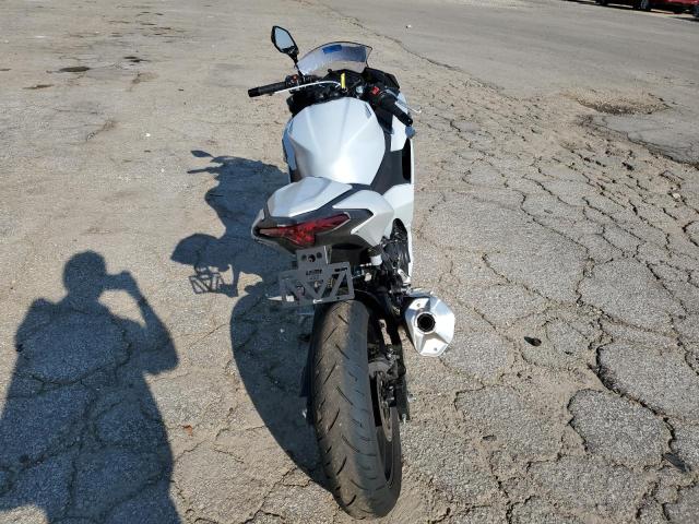 2025 KAWASAKI EX500 ML5EXGG17SDA70421