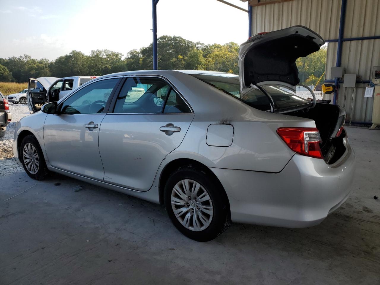 TOYOTA CAMRY L