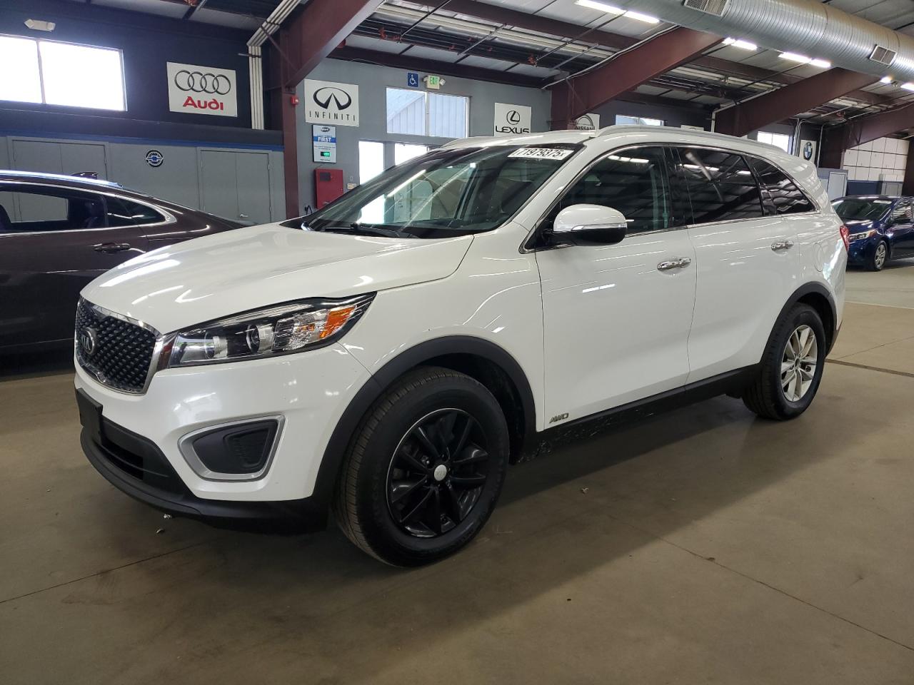 KIA SORENTO LX