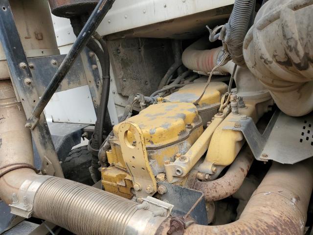 2003 PETERBILT TRACTOR 320 #3286540158