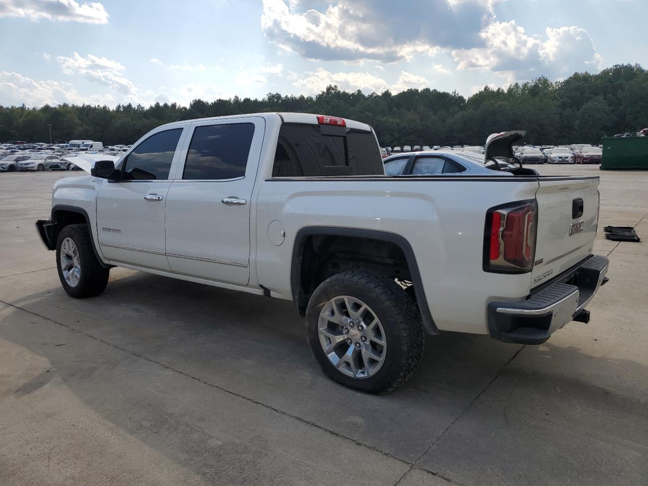 GMC SIERRA 1500 K1500 SLT