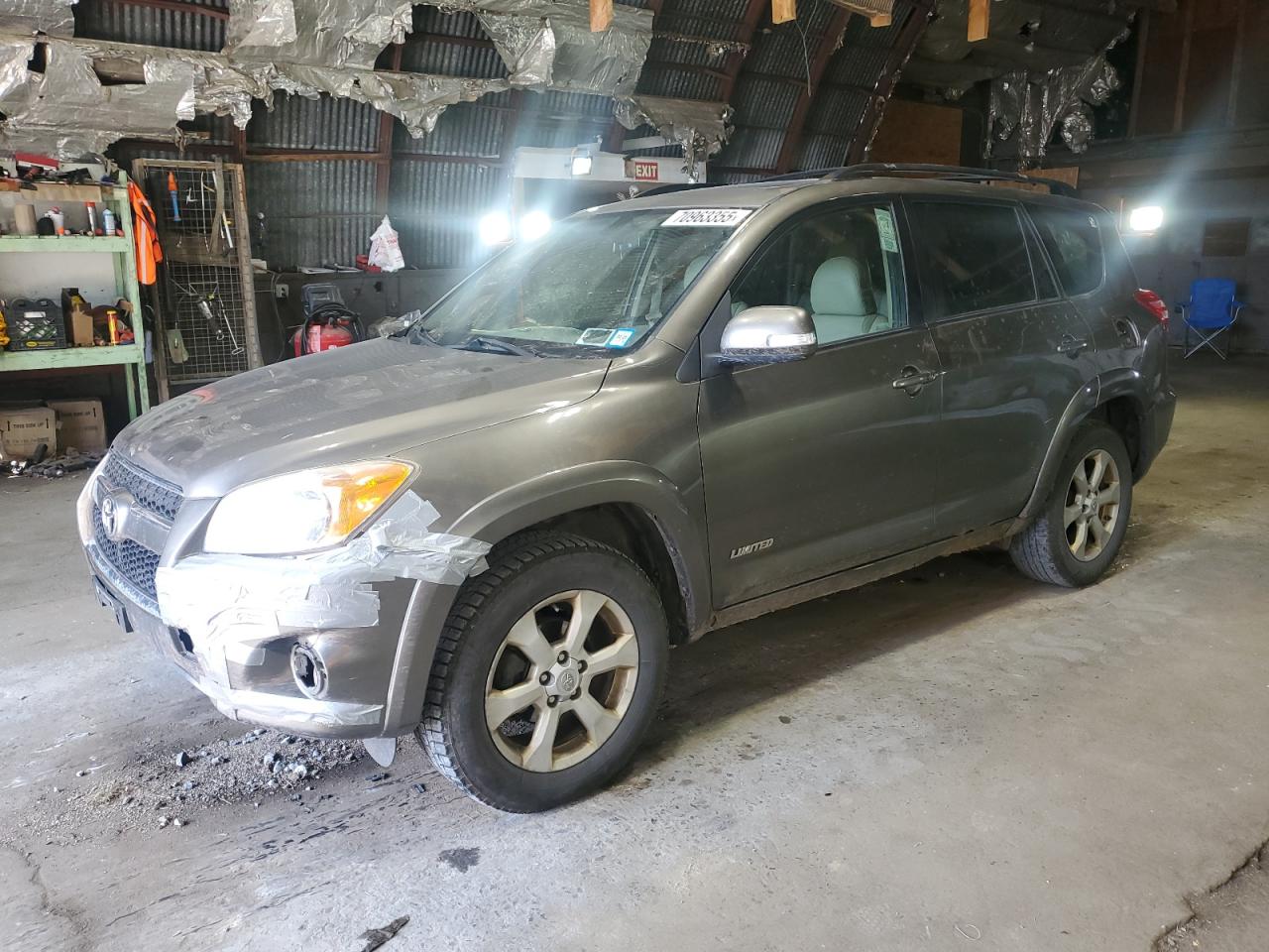 TOYOTA RAV4 LIMITED