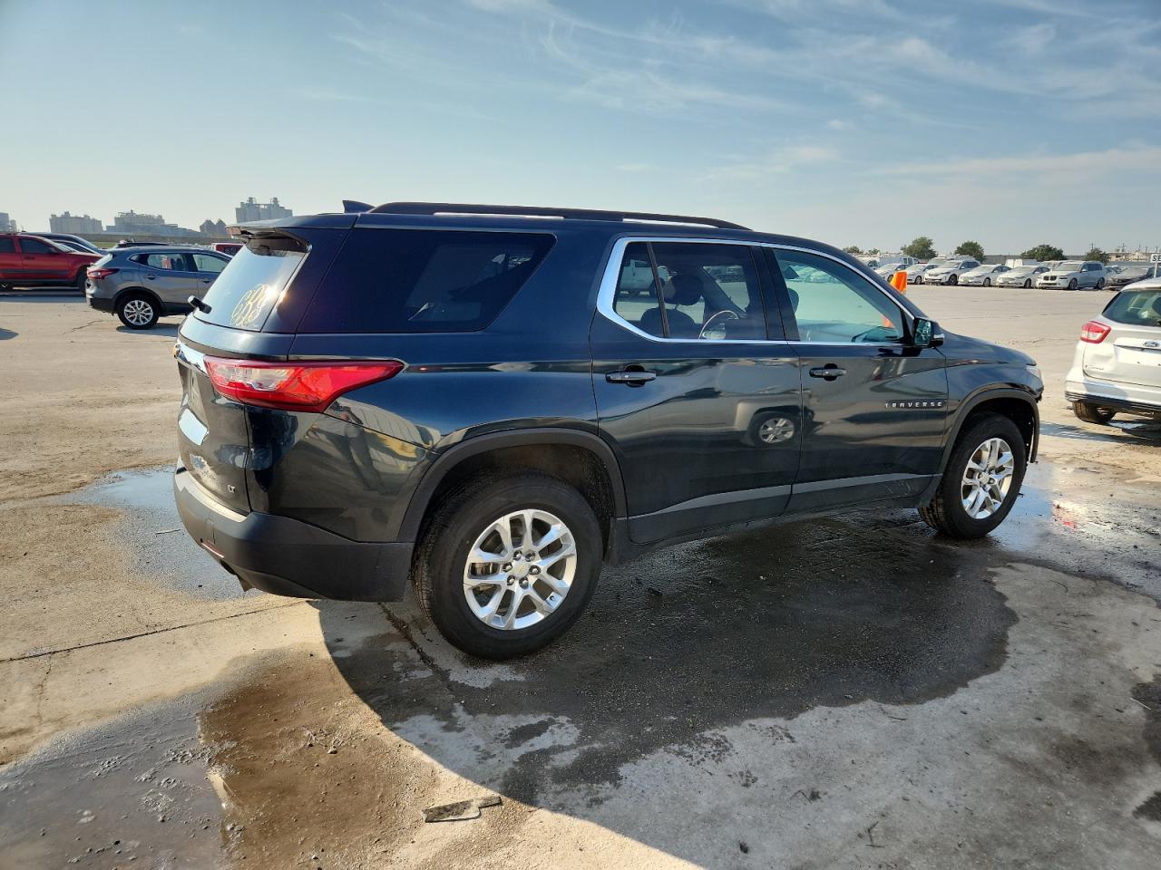 CHEVROLET TRAVERSE LT