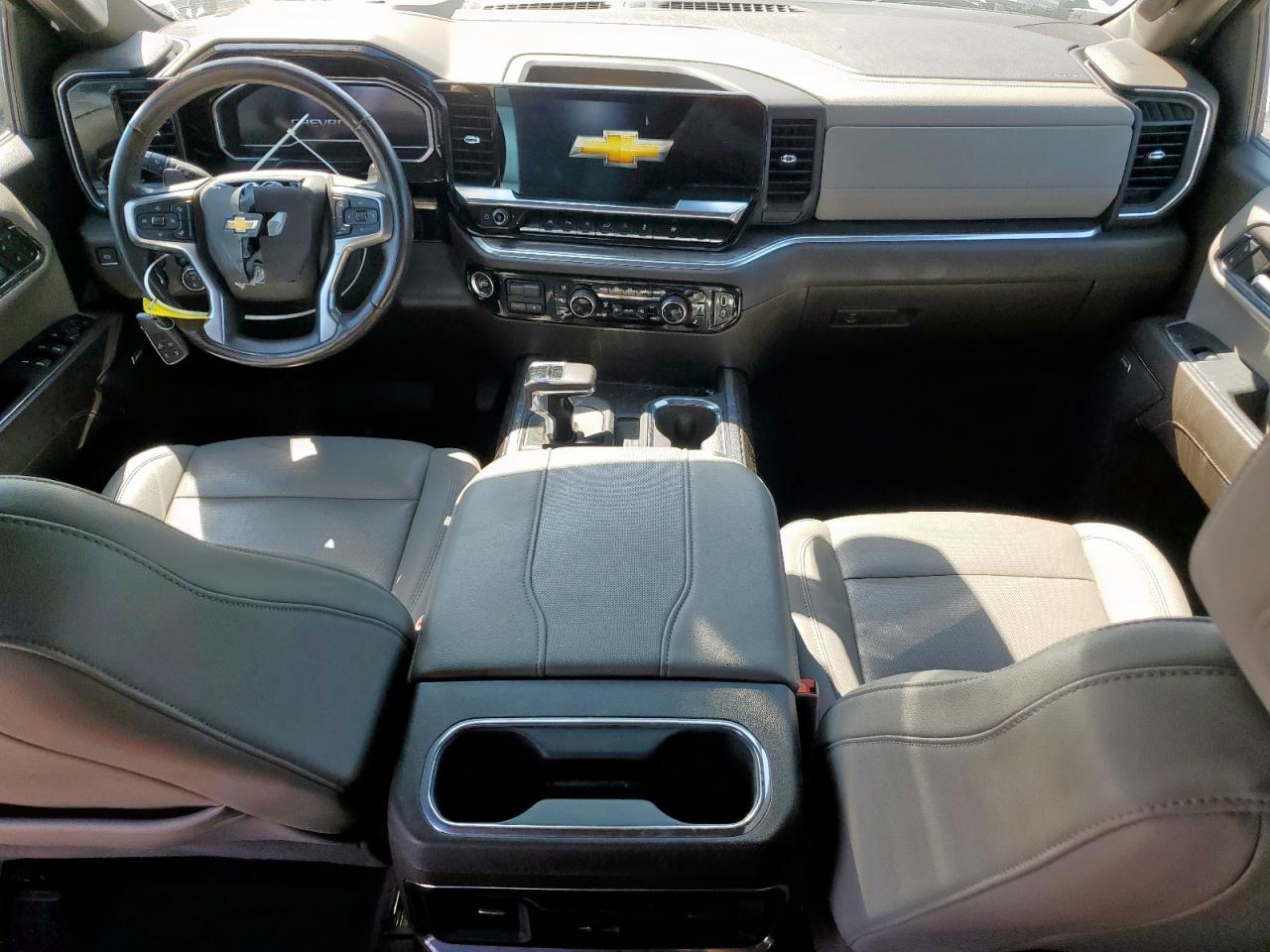 CHEVROLET SILVERADO C1500 LTZ