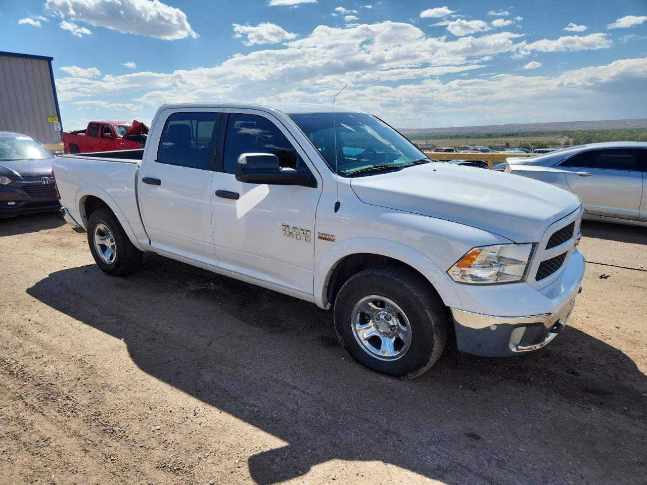 RAM 1500 SLT