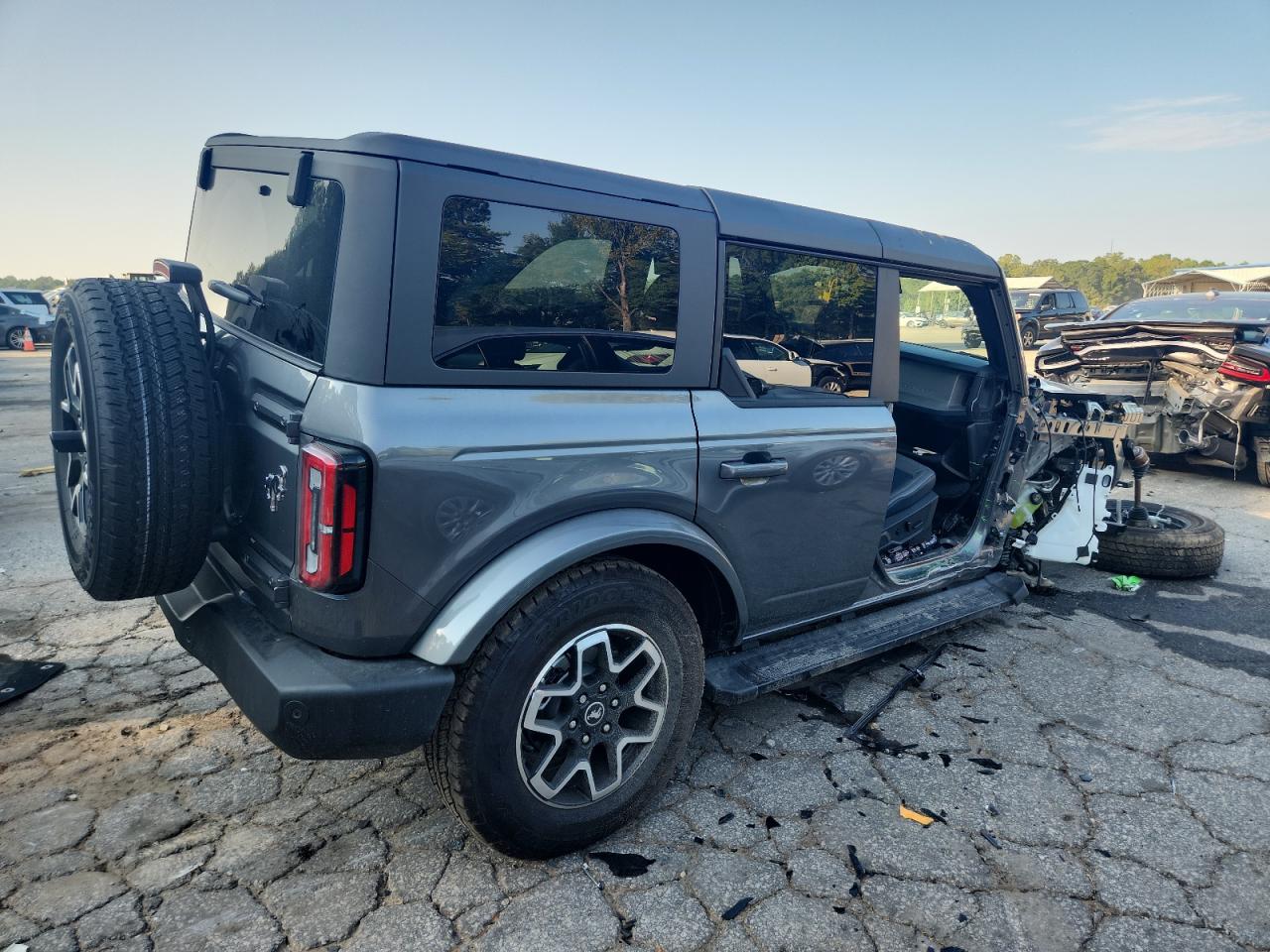 FORD BRONCO OUTER BANKS
