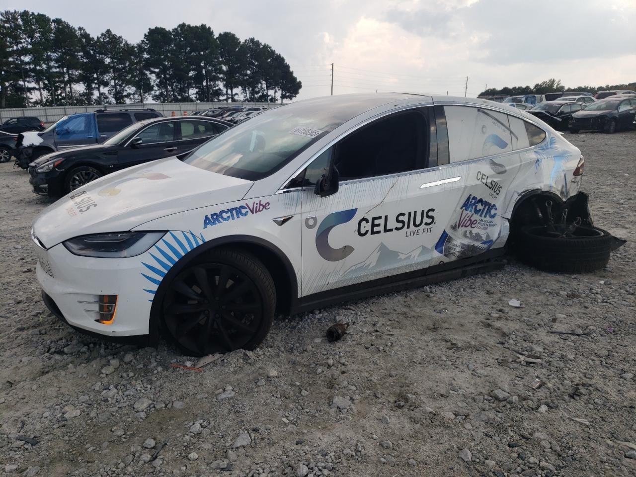 TESLA MODEL X