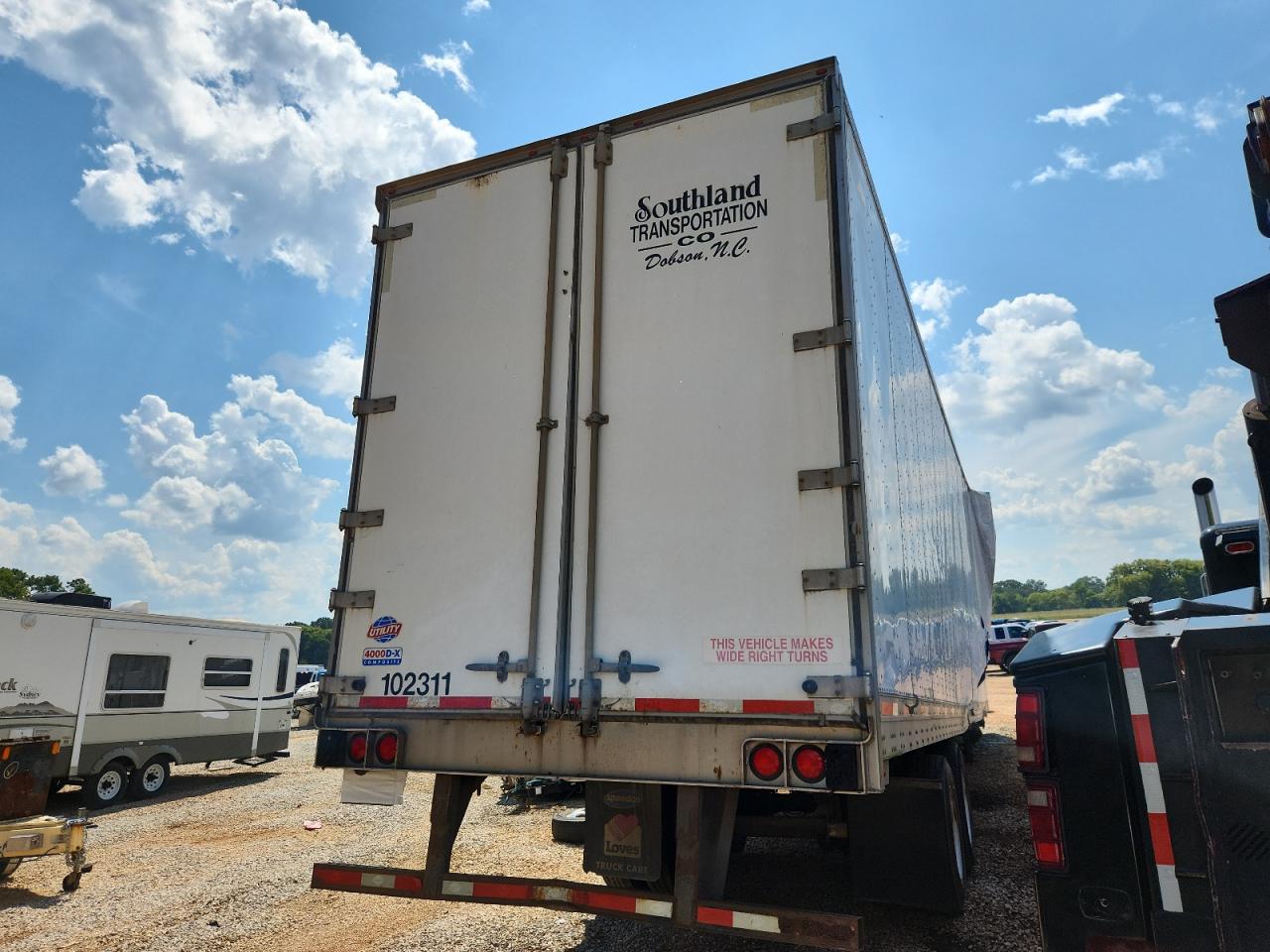 Lot #3258865792 2013 UTILITY UNKNOWN