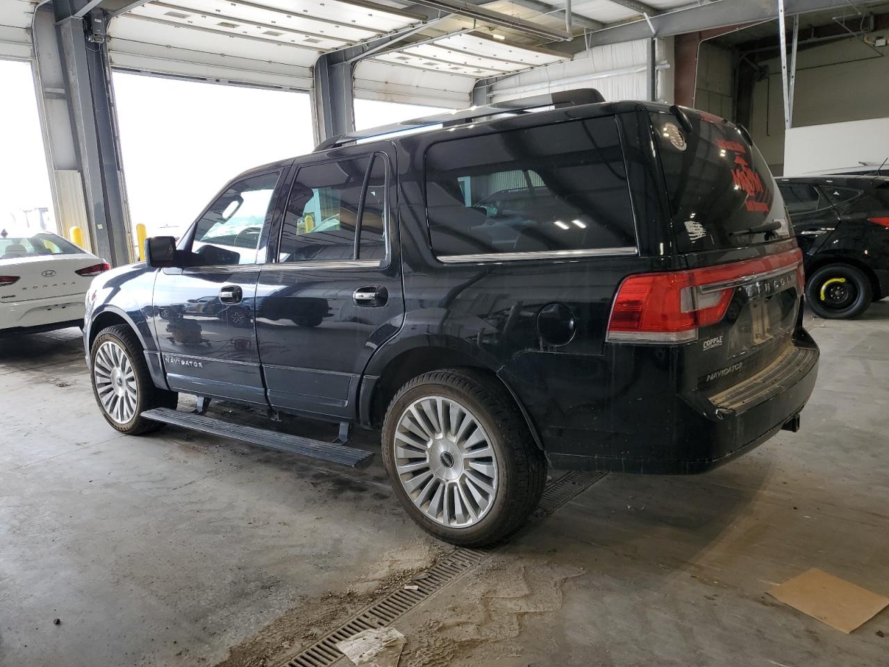 LINCOLN NAVIGATOR SELECT