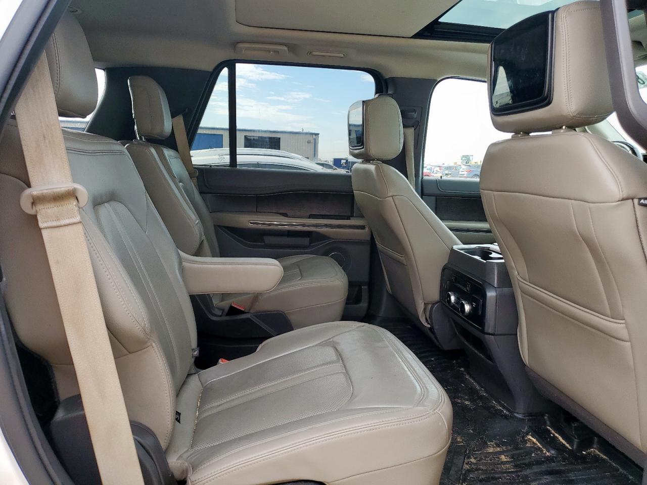 FORD EXPEDITION LIMITED