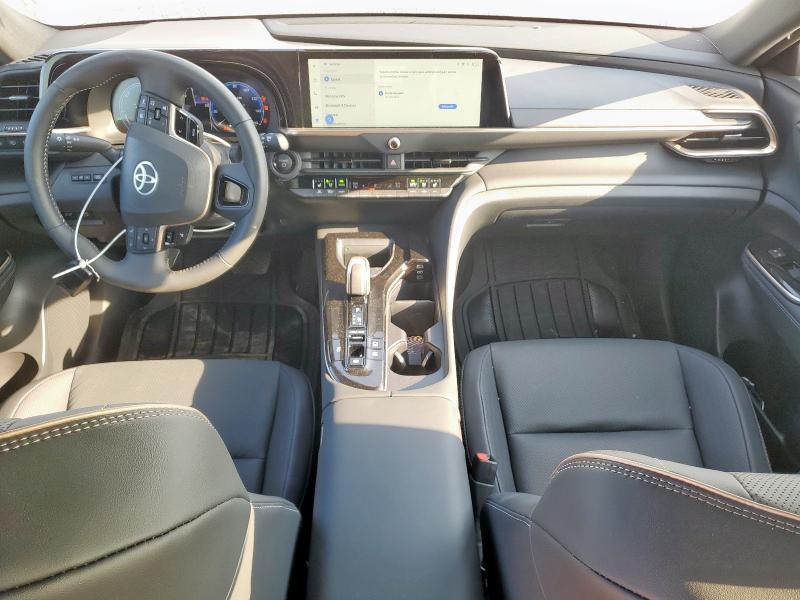 2025 TOYOTA CROWN SIGNIA XLE - JTDACAAJ1S3027265