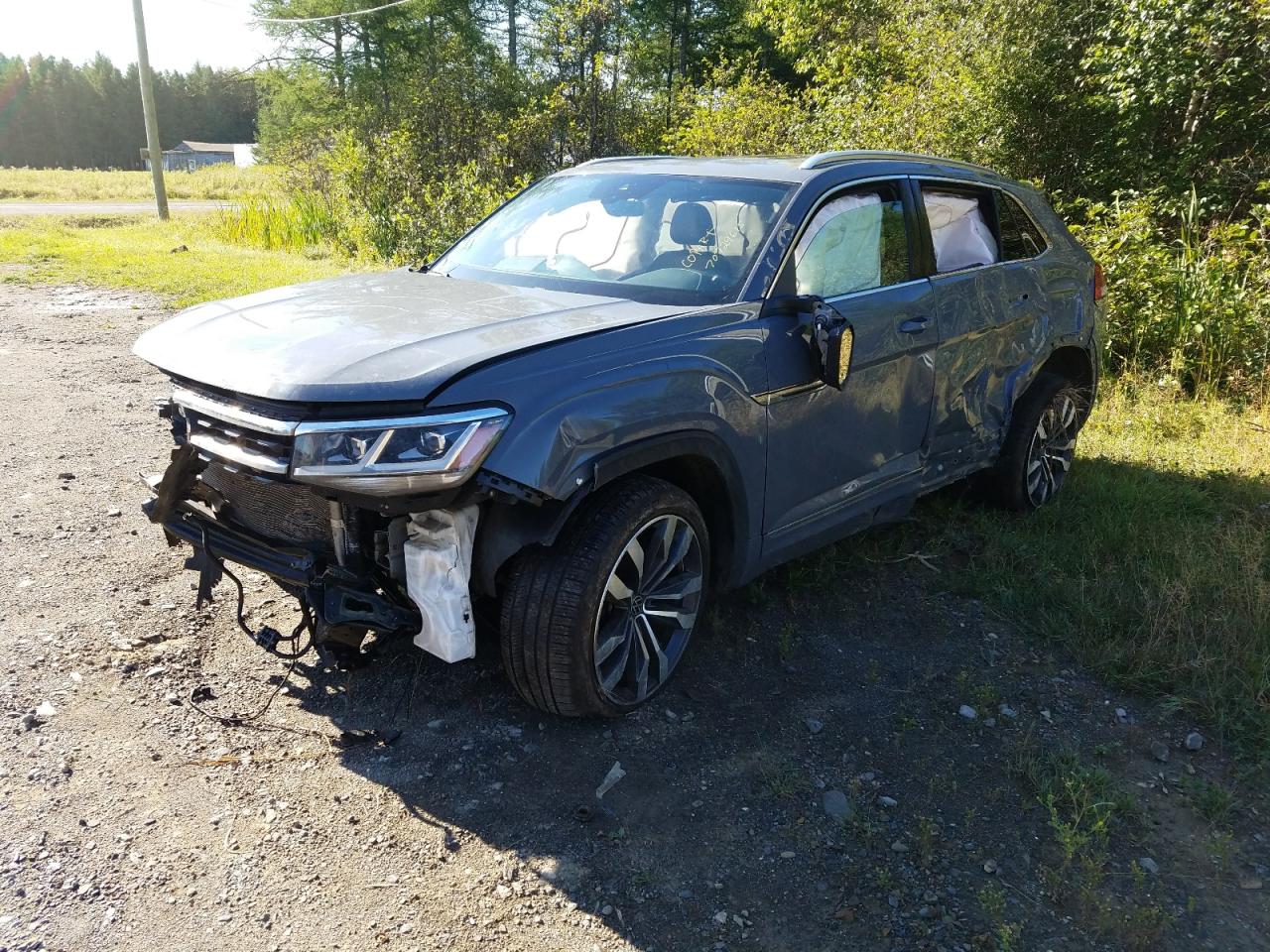 VOLKSWAGEN ATLAS CROSS SPORT SEL PREMIUM R-LINE