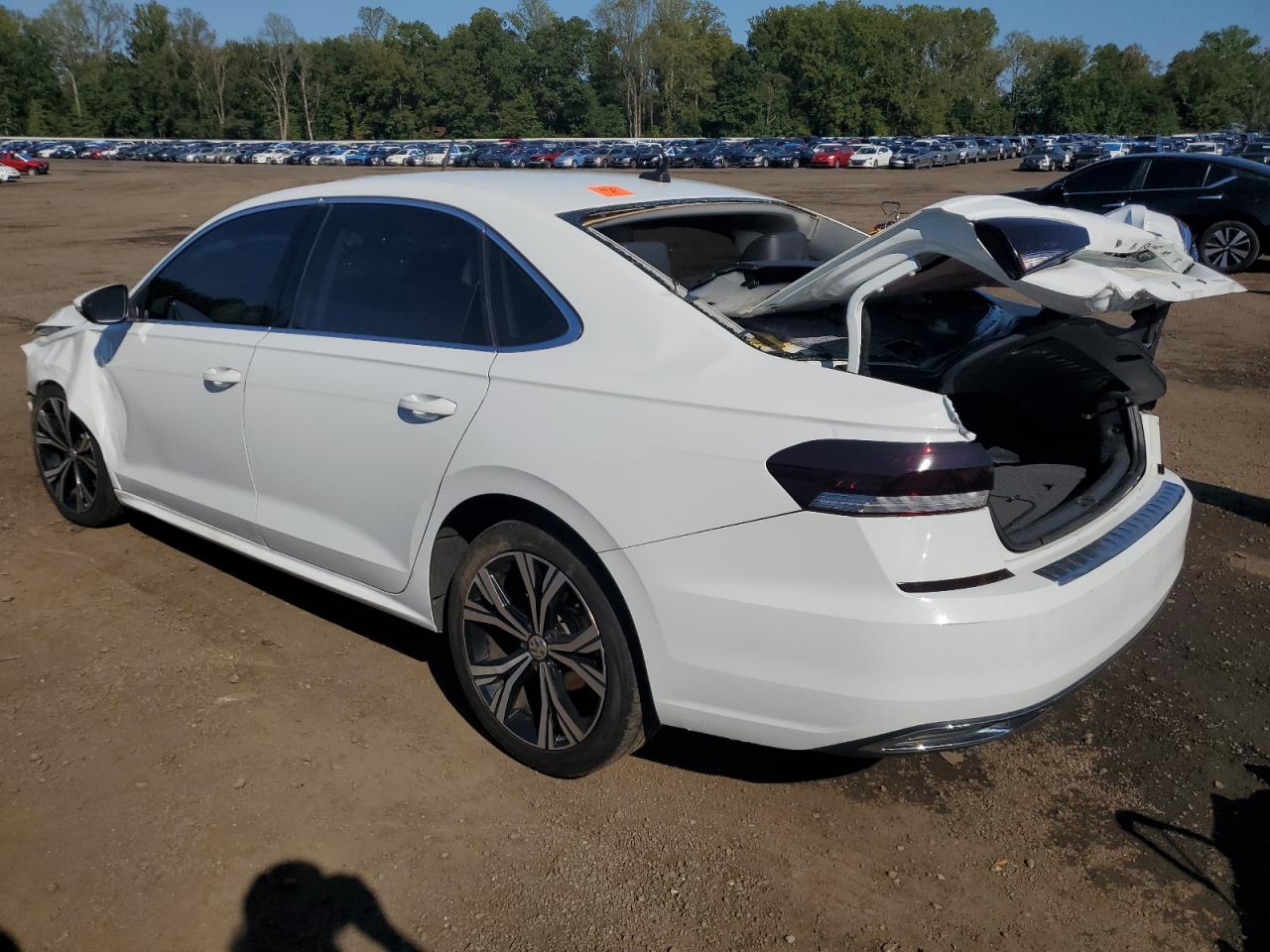 VOLKSWAGEN PASSAT SE