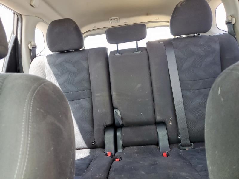 2015 NISSAN ROGUE S KNMAT2MT9FP579579