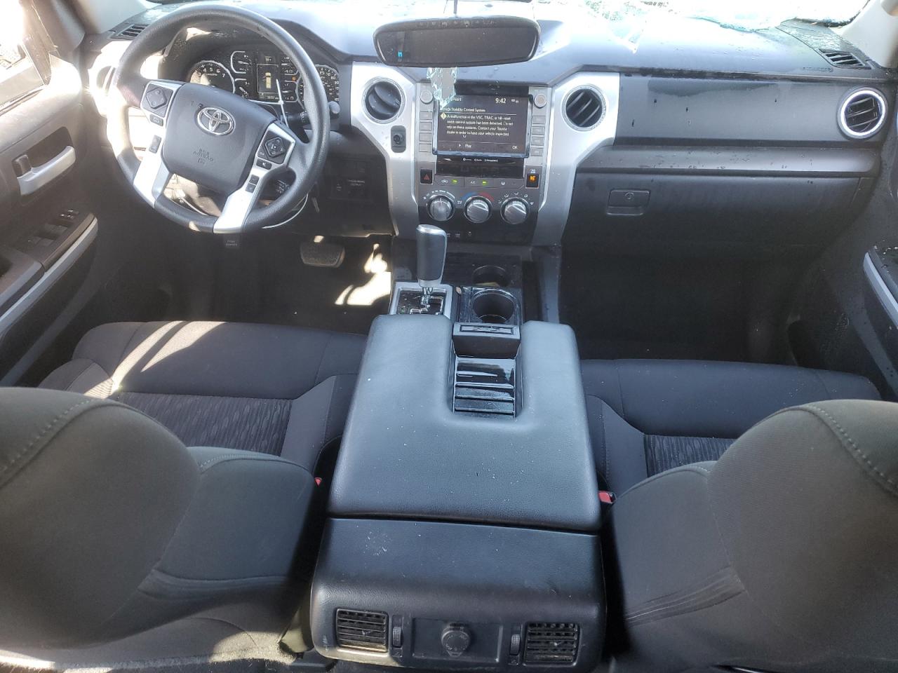 TOYOTA TUNDRA CREWMAX SR5