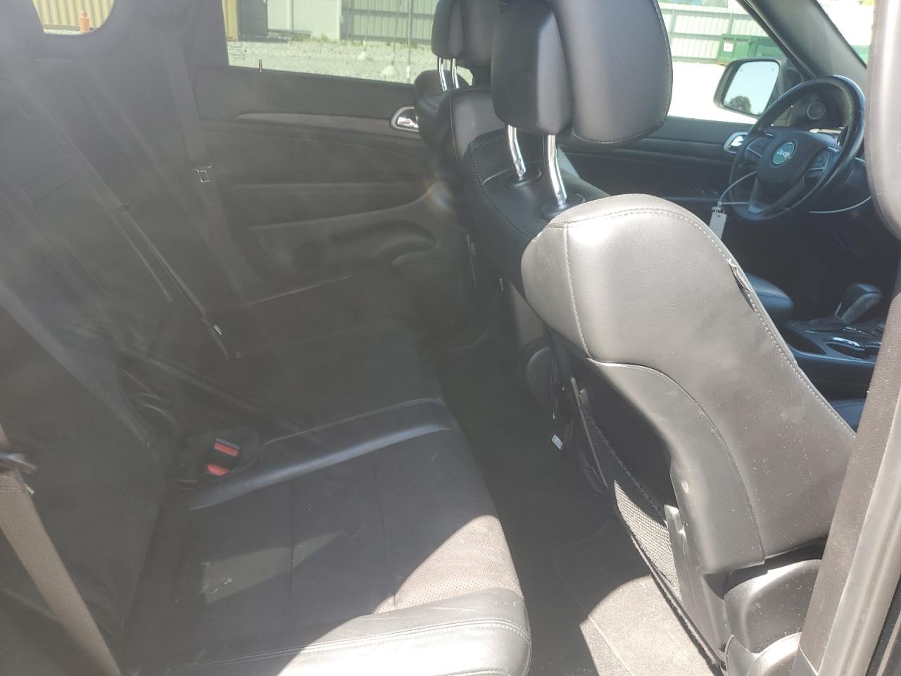 JEEP GRAND CHEROKEE LAREDO