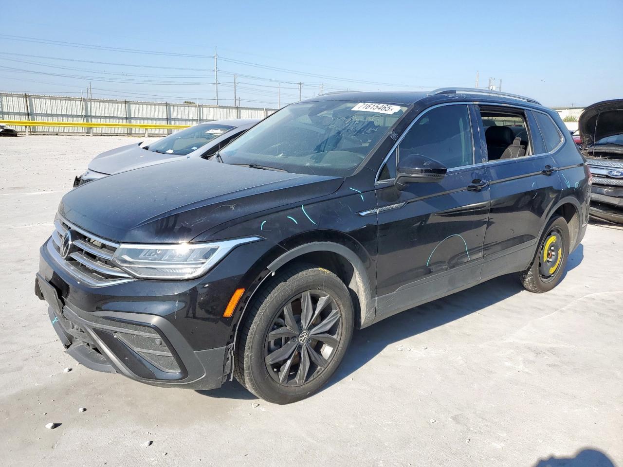 VOLKSWAGEN TIGUAN SE