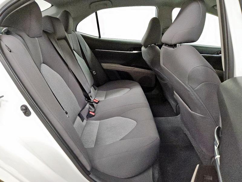 2021 TOYOTA CAMRY LE 4T1C11AK1MU579218