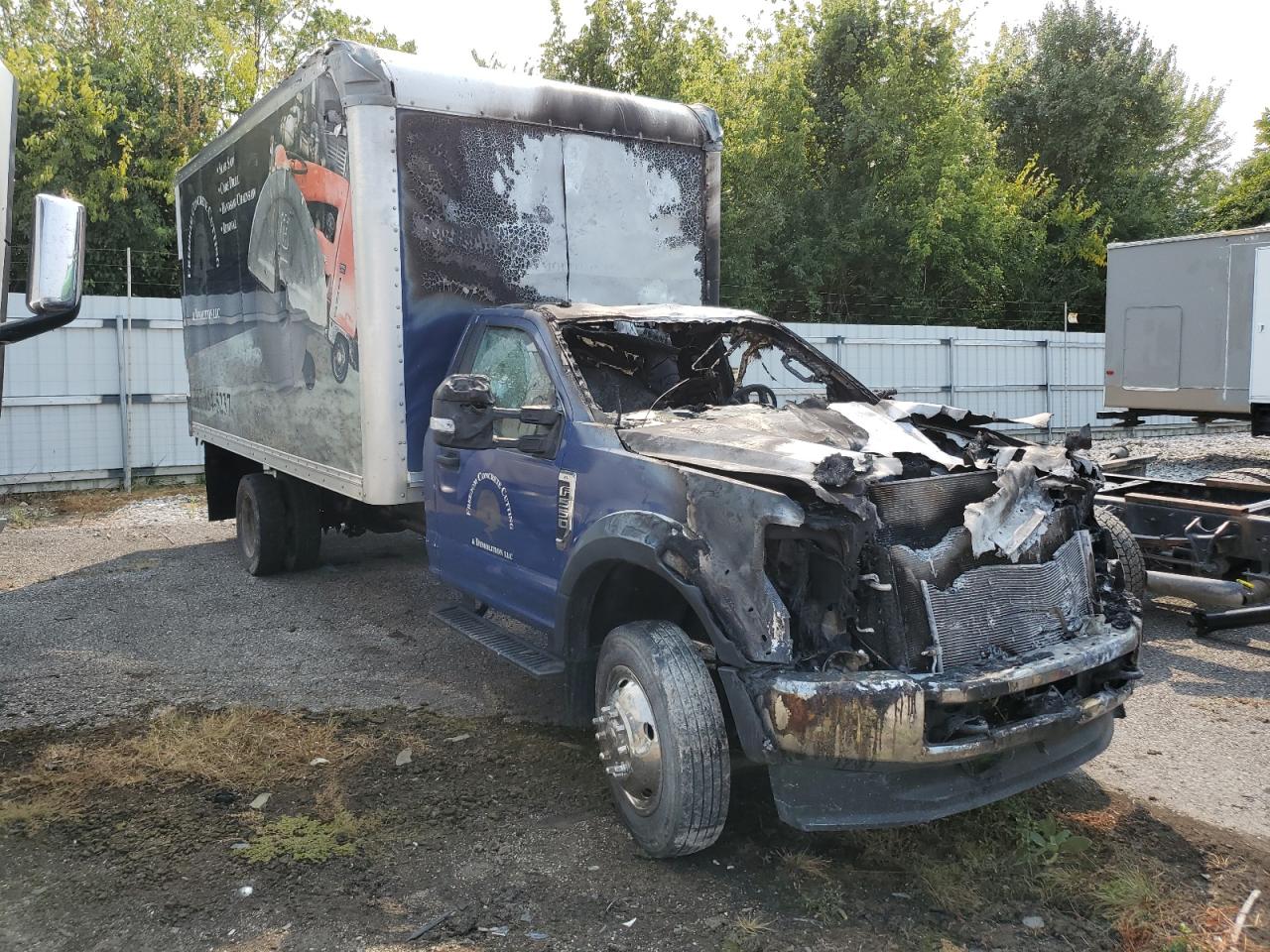 FORD F-550 SUPER DUTY