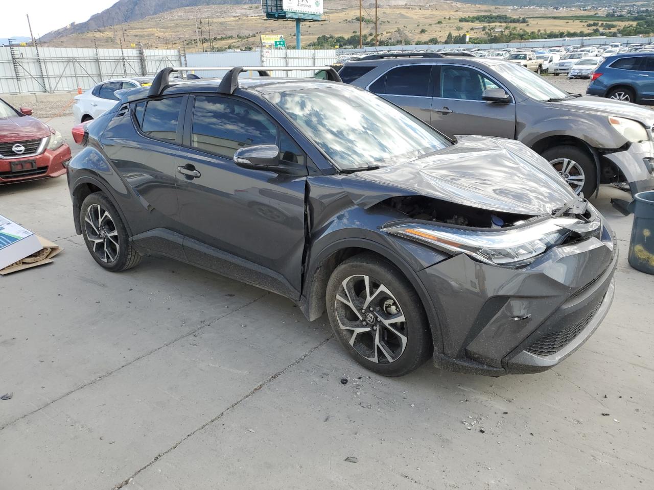TOYOTA C-HR XLE