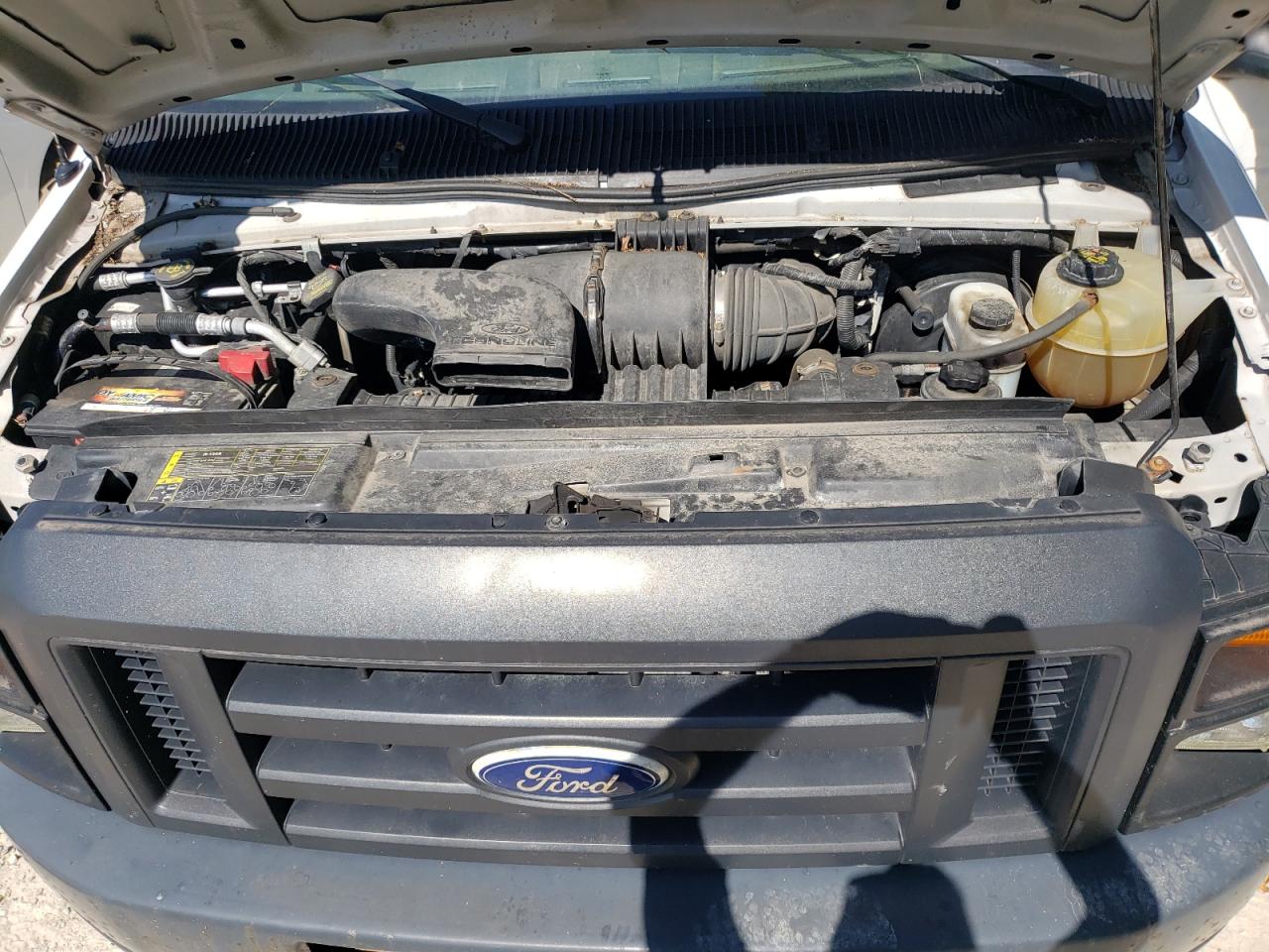 FORD ECONOLINE E250 VAN