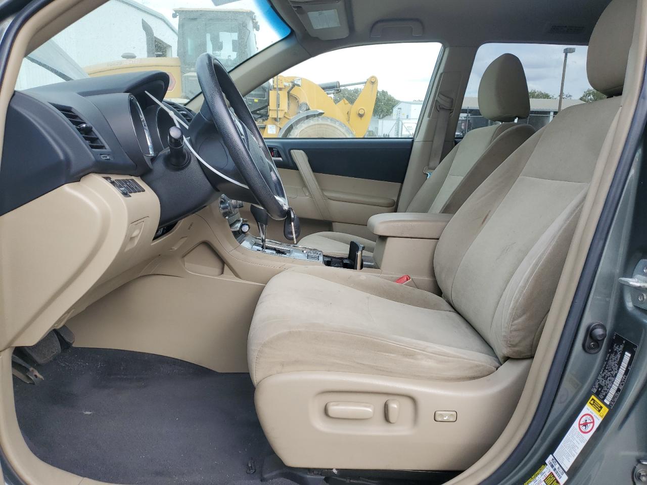 TOYOTA HIGHLANDER BASE