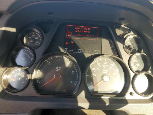 2016 PETERBILT TRACTOR 579 #3292332273