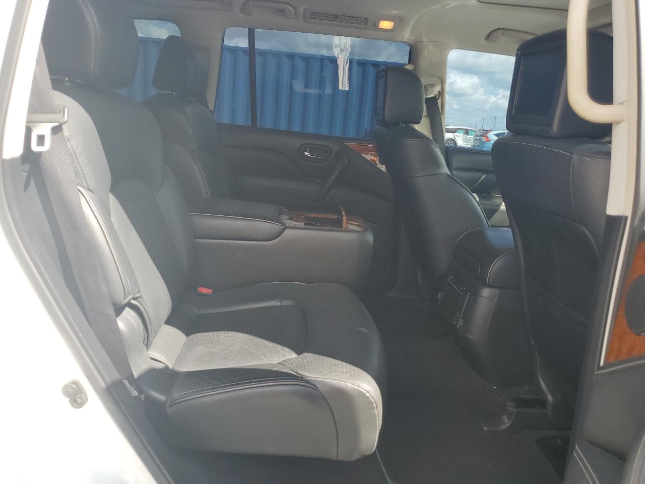 INFINITI QX80 BASE