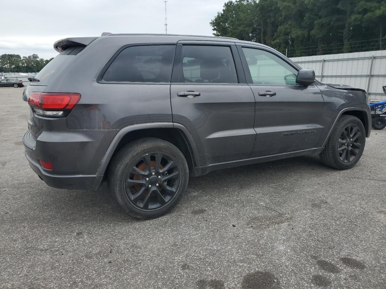 JEEP GRAND CHEROKEE LAREDO