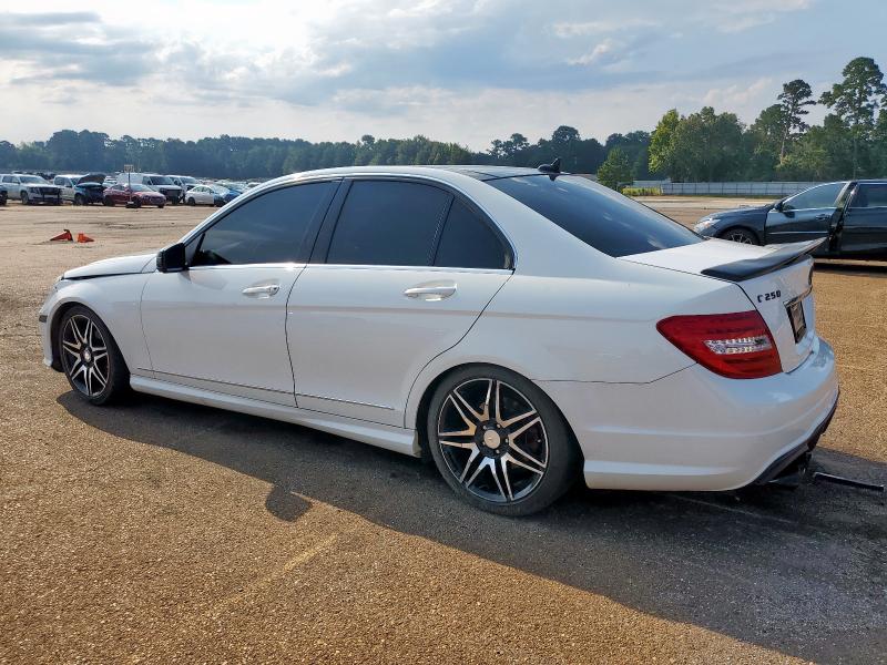 2013 MERCEDES-BENZ C 250 - WDDGF4HBXDR267972