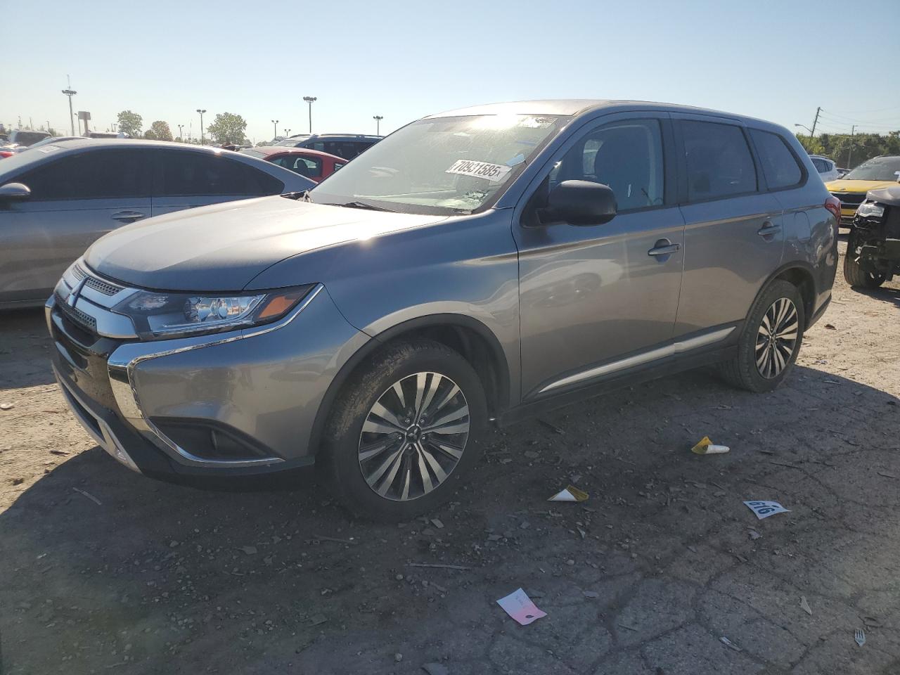 MITSUBISHI OUTLANDER ES