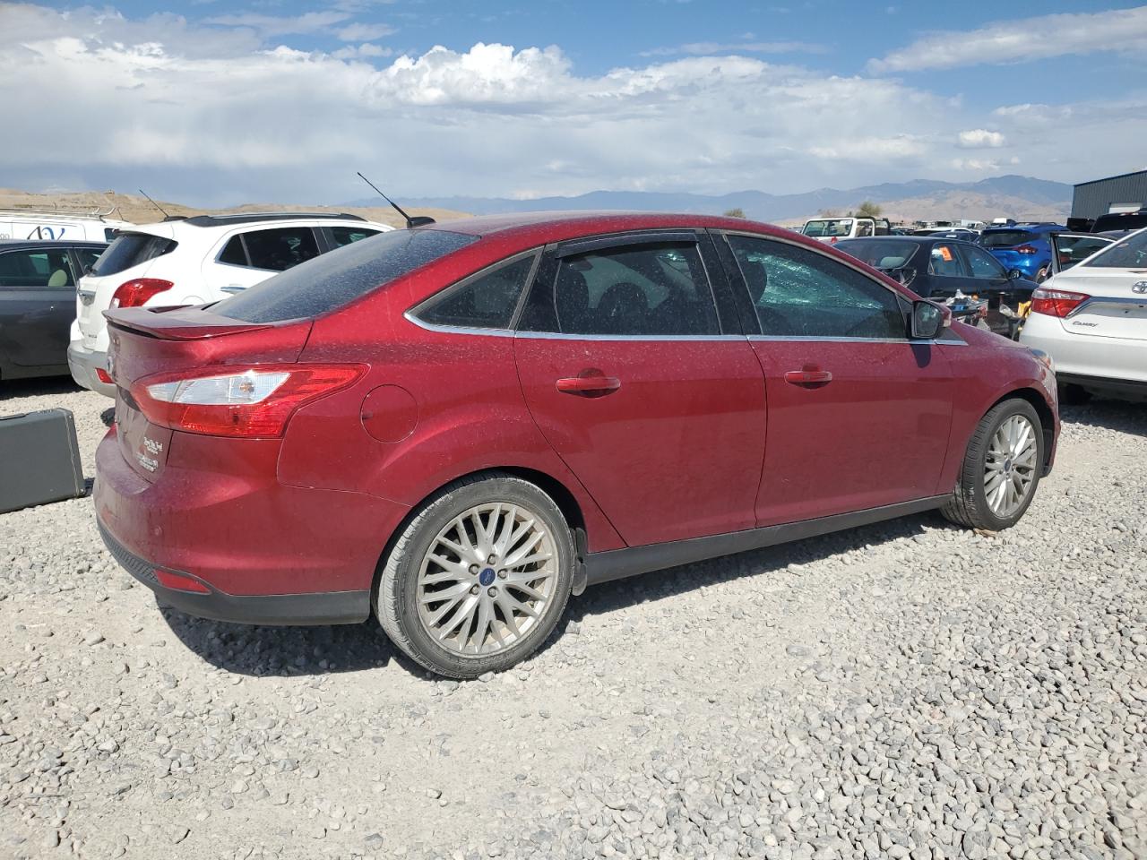 FORD FOCUS TITANIUM