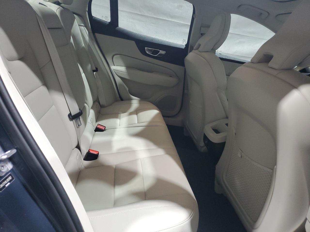 VOLVO S60 T6 MOMENTUM