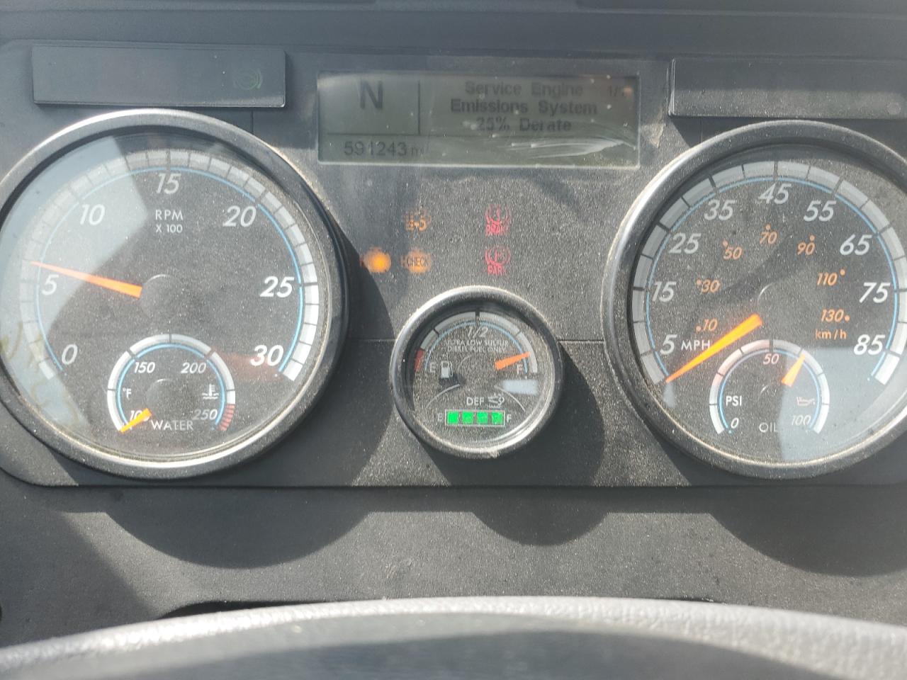 Lot #3246184088 2016 FREIGHTLINER CASCADIA 1