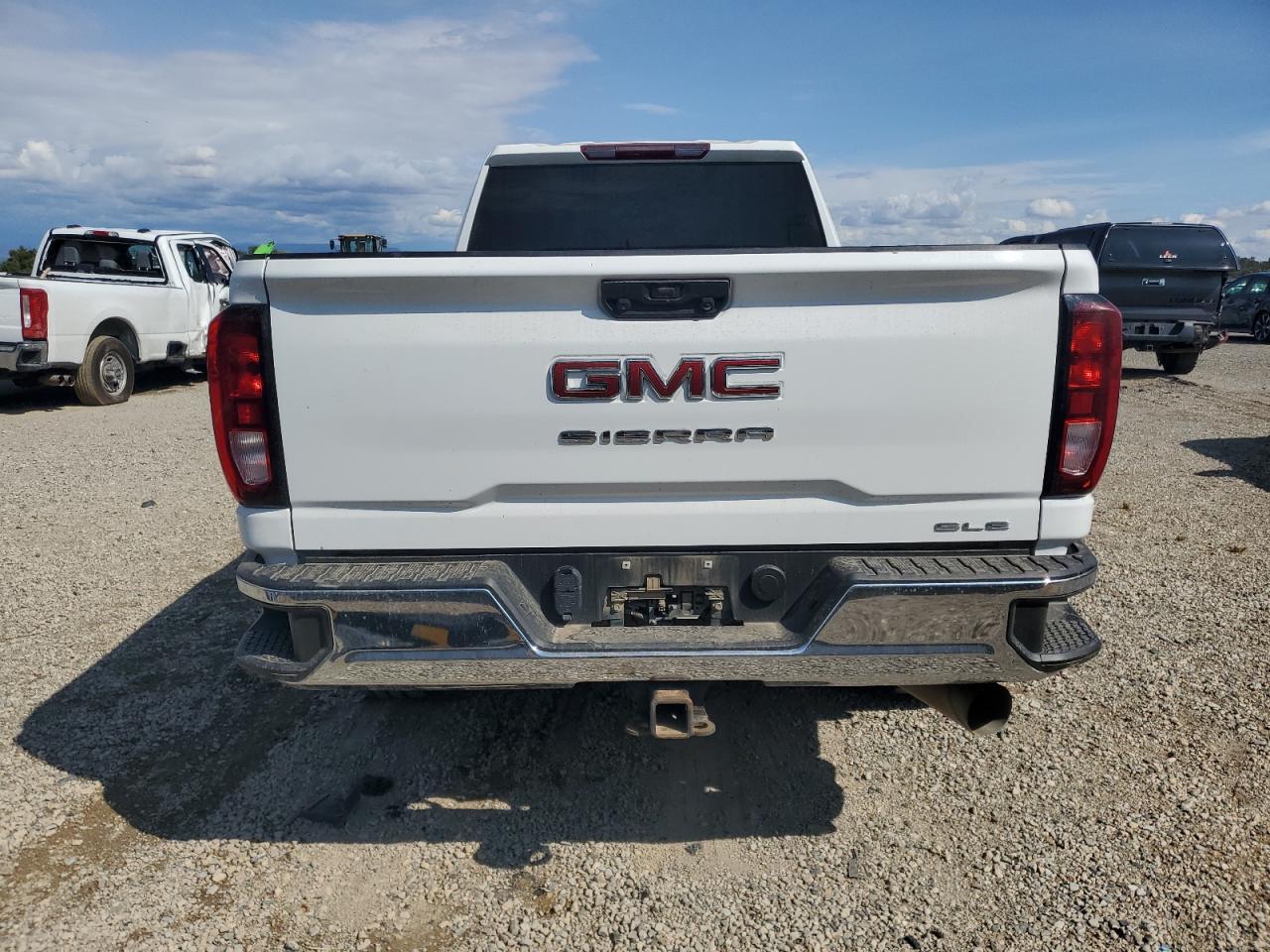 GMC SIERRA K2500 SLE
