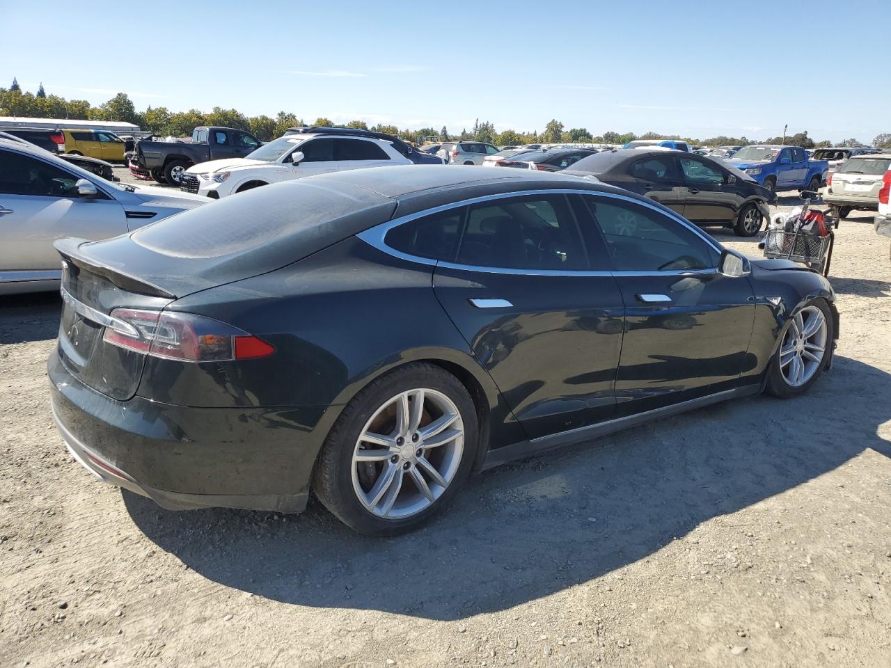 TESLA MODEL S