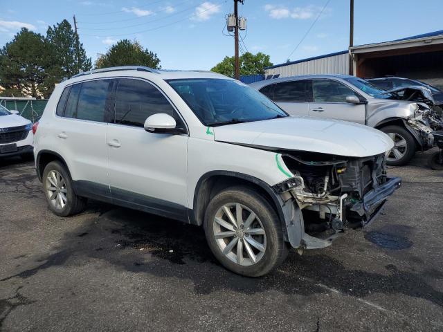 2017 VOLKSWAGEN TIGUAN WOL WVGSV7AX8HK010513