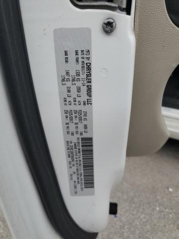 2015 CHRYSLER TOWN & COU 2C4RC1BGXFR602045