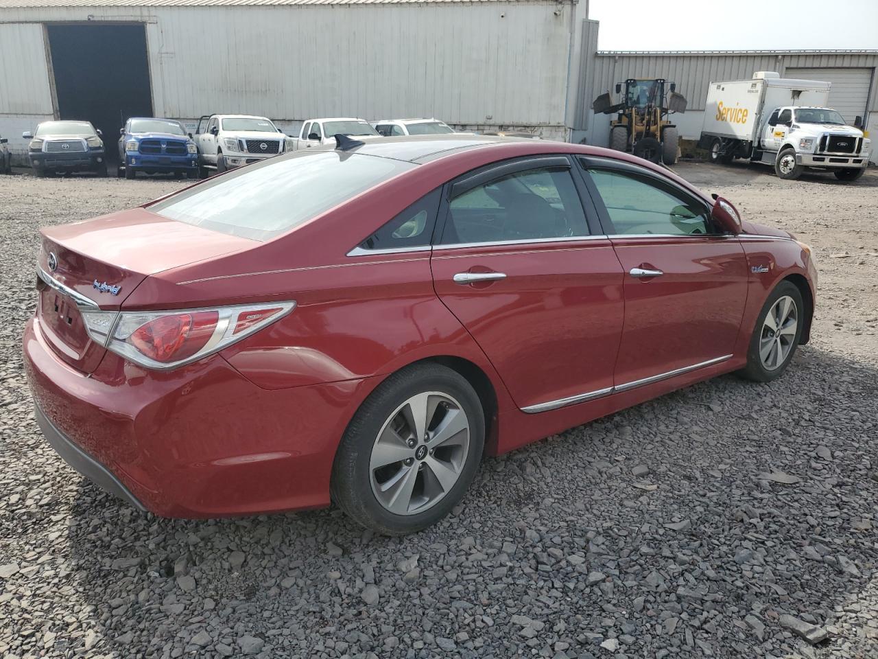 HYUNDAI SONATA HYBRID