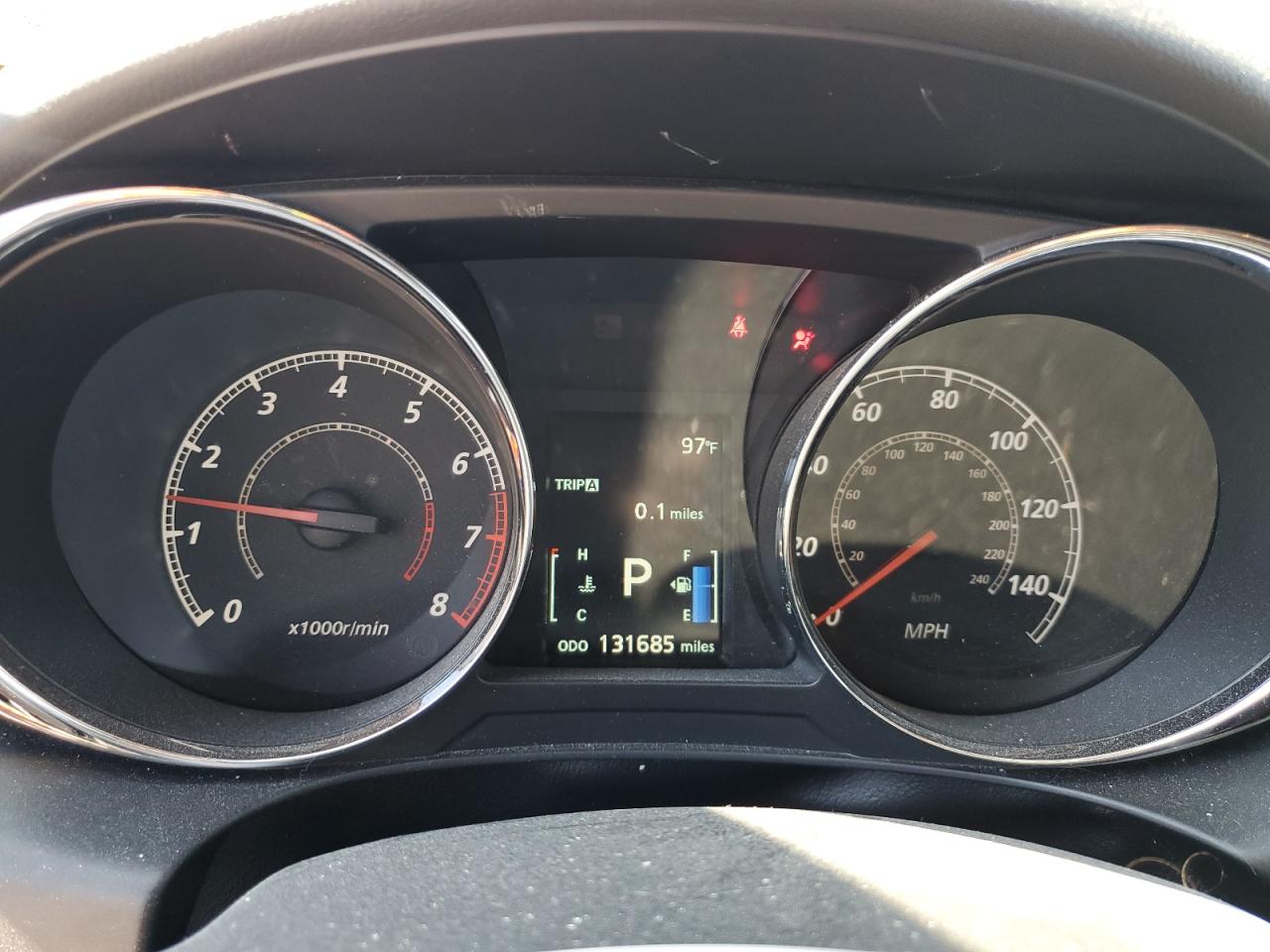 MITSUBISHI OUTLANDER ES