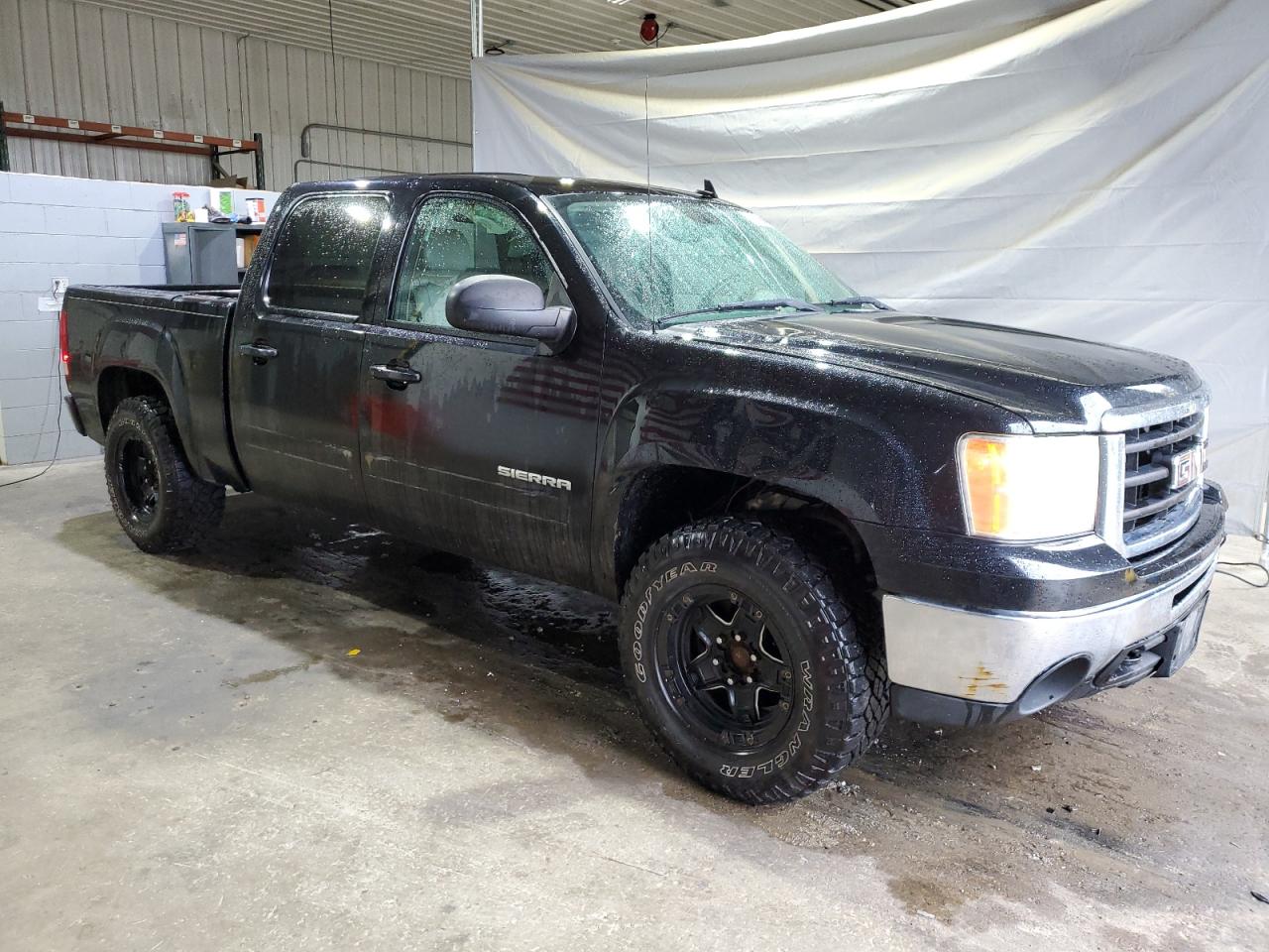 GMC SIERRA 1500 K1500 SLT