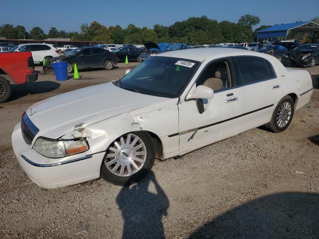 LINCOLN TOWN CAR E