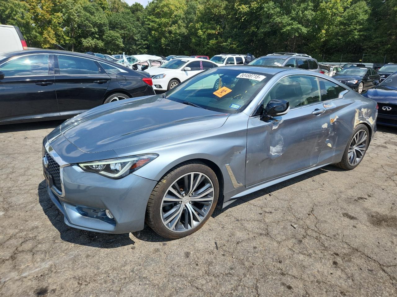 INFINITI Q60 LUXE 300