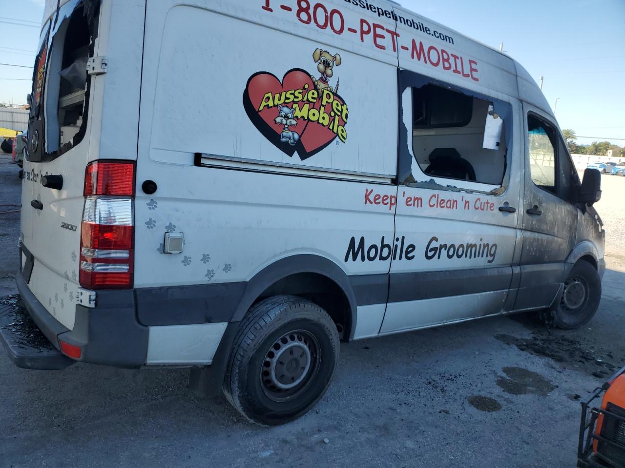 MERCEDES-BENZ SPRINTER 2500