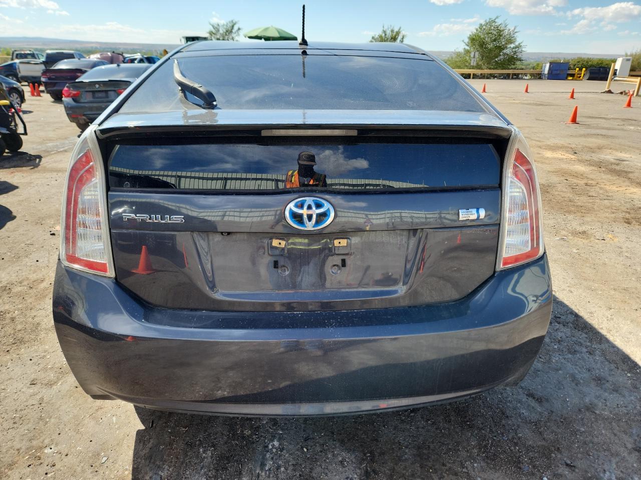 TOYOTA PRIUS